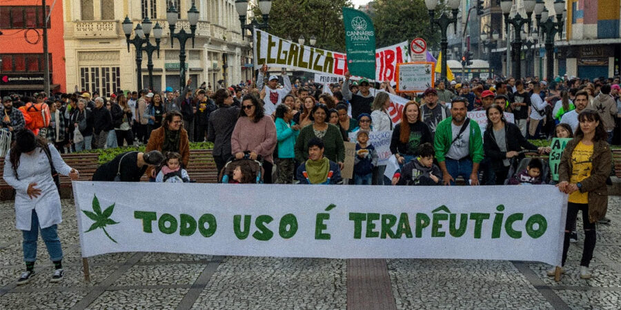 Linha do tempo: tudo que você precisa saber sobre a prescrição médica da Cannabis no Brasil